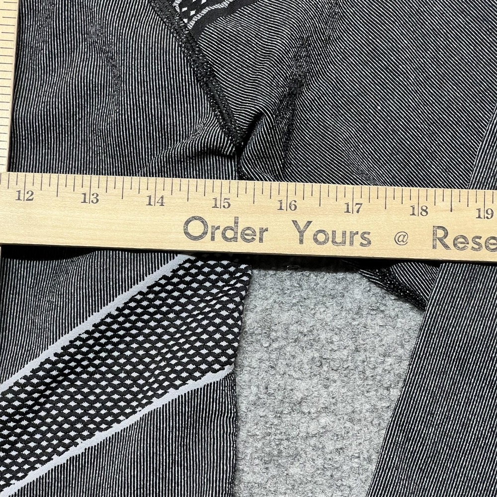 Athleta Hoodie Womens XL Gray 1/4 Zip Lightweight Pinstripe Knit Pullover - Picture 8 of 9